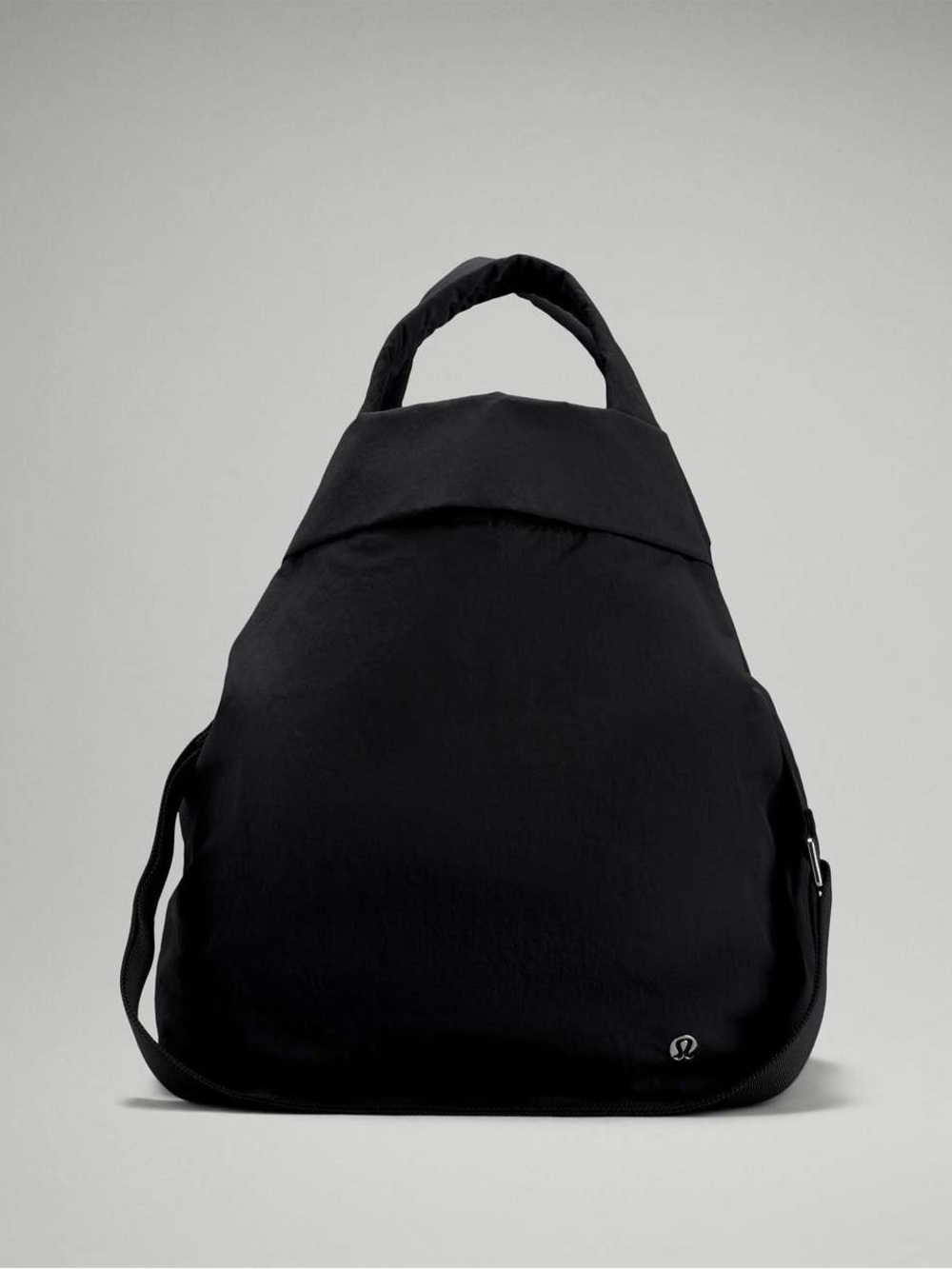 Lululemon On My Level Bag 2.0 19L Black Crossbody Tote Shoulder Bag Gold Hardwar